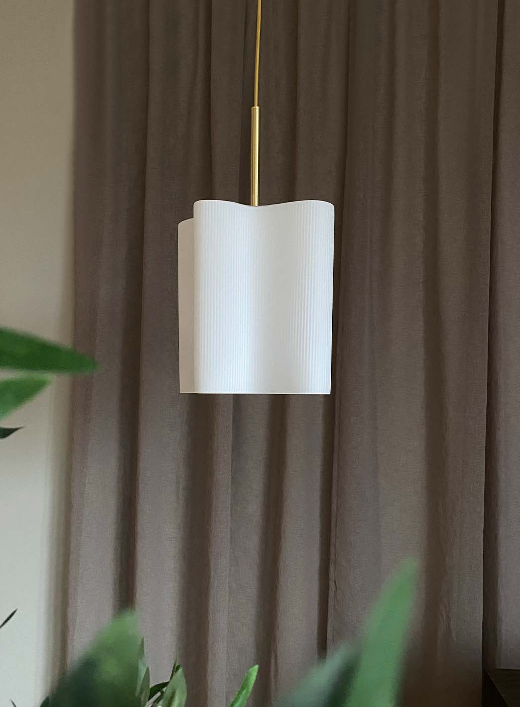 03d2446ed19348d52c3dc47983e947638f35d7fb_wave_taklampe_opal_lysav_1.jpg