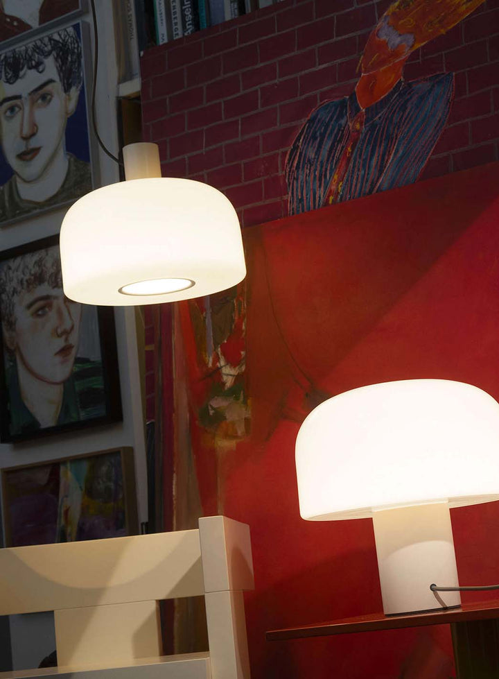058889784f047a29b2346733492d0ed7e500d8ca_Bellhop_taklampe_Flos_2_1.jpg