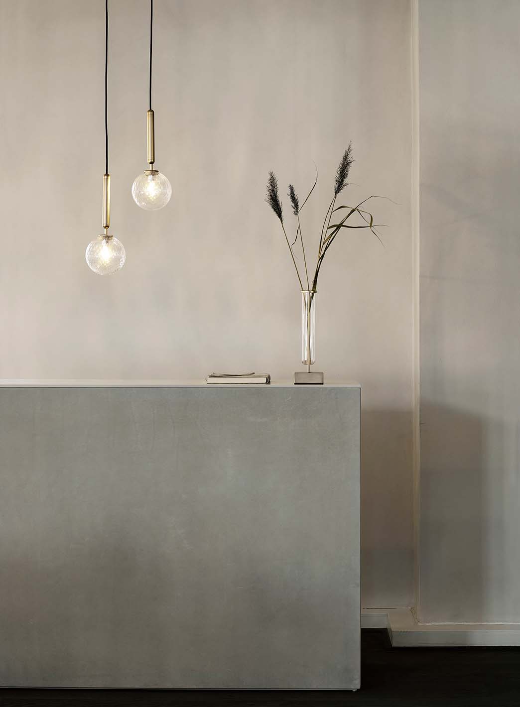 17e67d980027b722bb3d7a00043b8ed70d18ba59_Miira_1_gold_optisk_glass_1_4.jpg