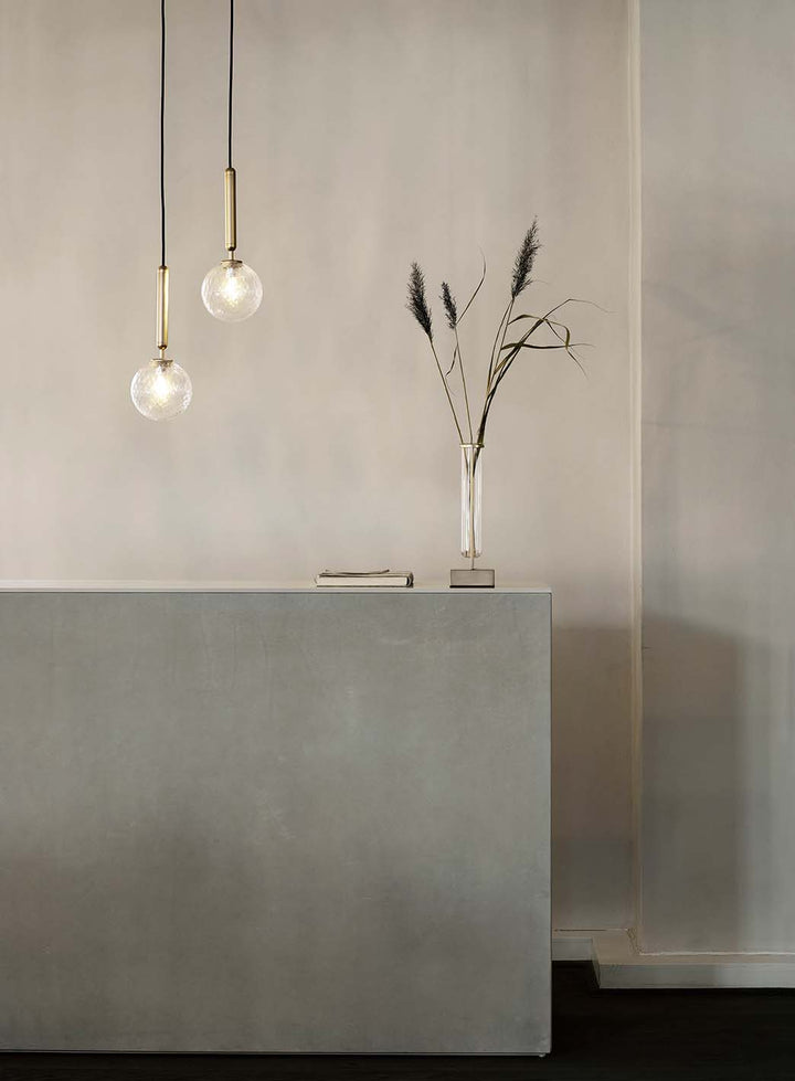 17e67d980027b722bb3d7a00043b8ed70d18ba59_Miira_1_gold_optisk_glass_1_4.jpg