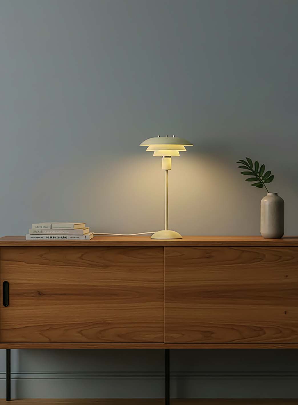 28d2951706dd82d9370e69a3af9c0fea8947d31d_Epsilon_bordlampe_beige_1_1.jpg