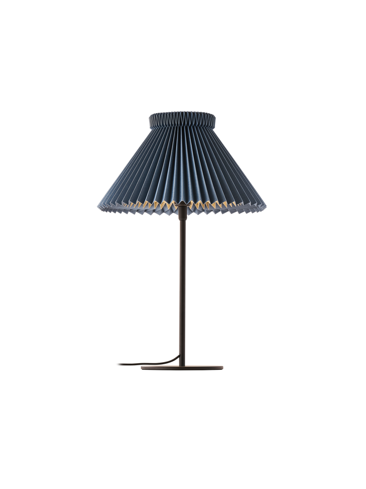 LK334 bordlampe m/skjerm