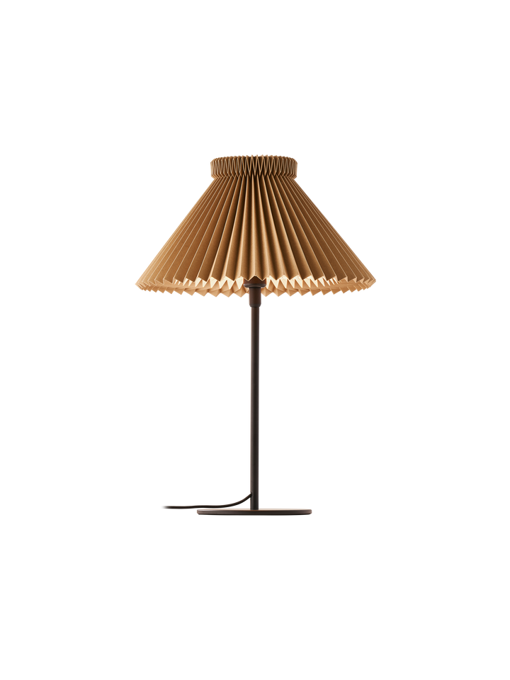 LK334 bordlampe m/skjerm