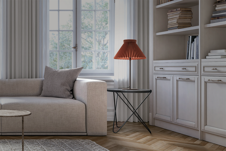 LK334 bordlampe m/skjerm