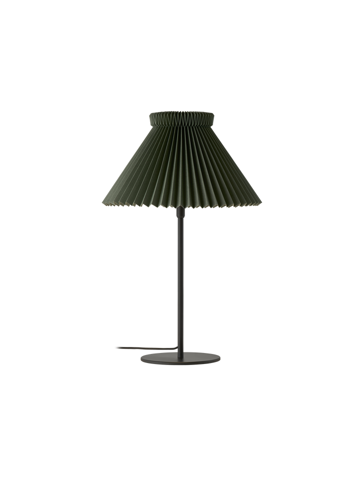 LK334 bordlampe m/skjerm