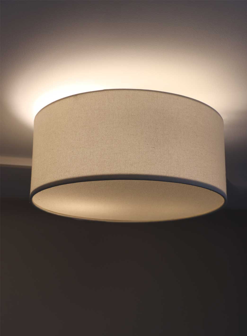 3c702dfe23fad7681f0ff6437c39e5e1d4a3929e_iris_hvit_1.jpg