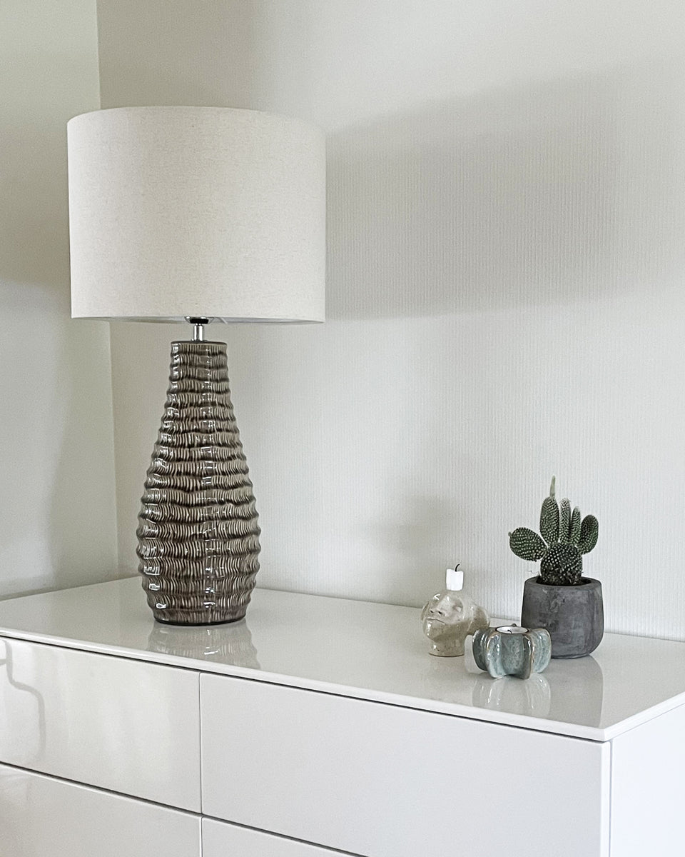 Bartha bordlampe m/skjerm