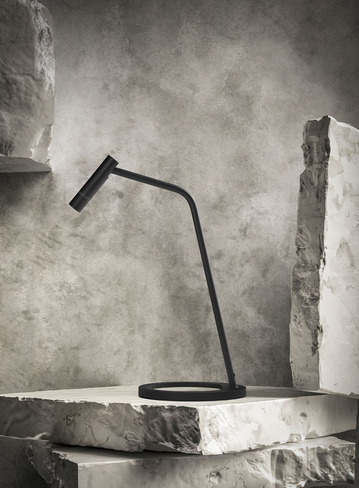 42d073ed8abcb2272bb2ab9ed0aa12f6912e5d2f_antidark_bordlampe3_1.jpg