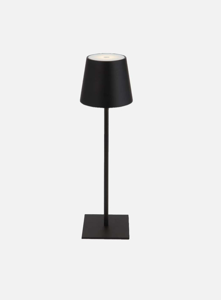 4519fd406d5936ac9c974ff5f2d6c4022ab75d3f_Grimstad_sort_bordlampe__1.jpg