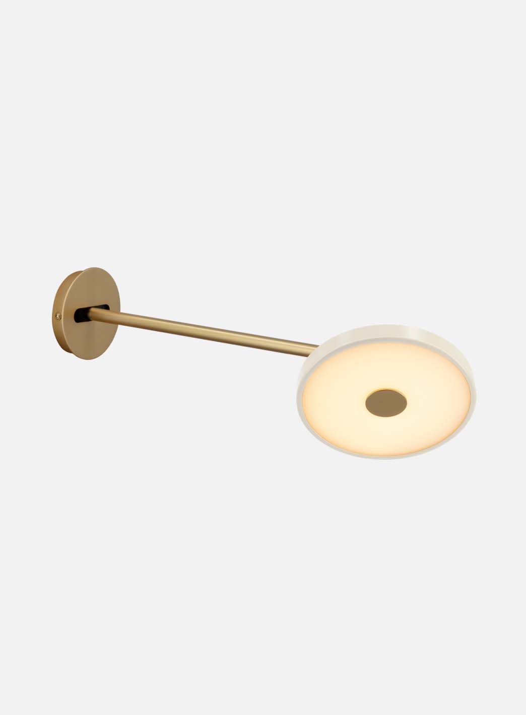 4d20c996561ba2a00c24c3ccf225898b0c7c3cd4_Asteria_vegglampe_lang_hvit_3_1.jpg