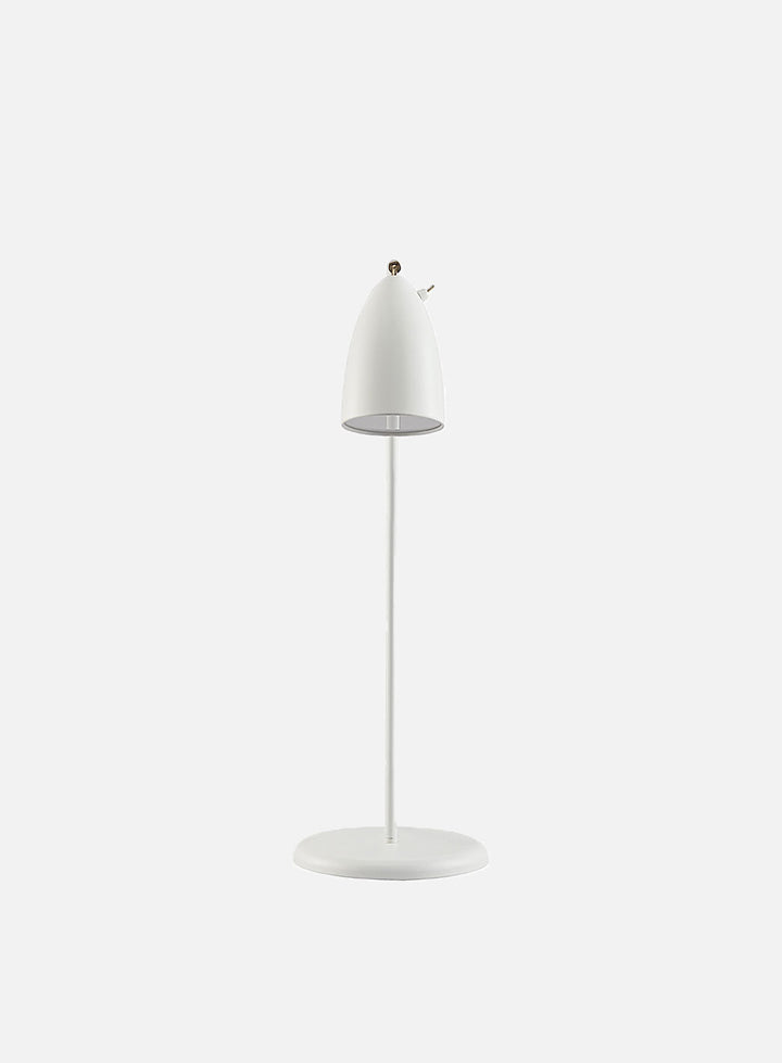 4e16ce6f78490273d712dfc0fb5795c08c2cbcf1_nexus_bordlampe_hvit2.jpg