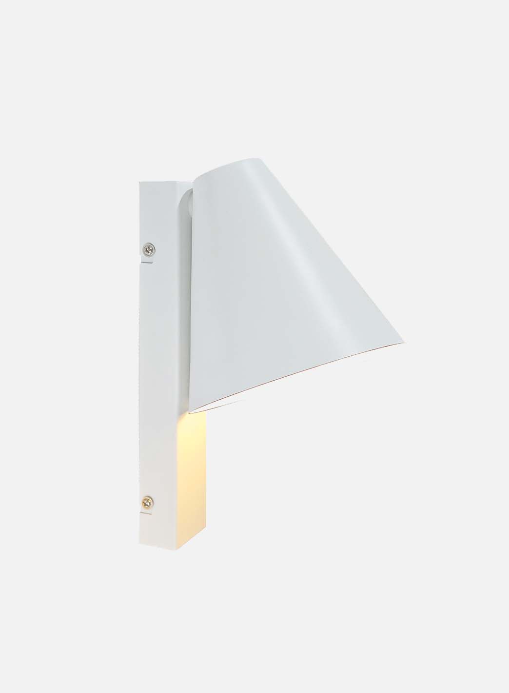6ddb3cc30aa309467e91dba90cdb0d3f9c74457d_Wilmer_vegglampe_hvit_Nordlux_3_1.jpg