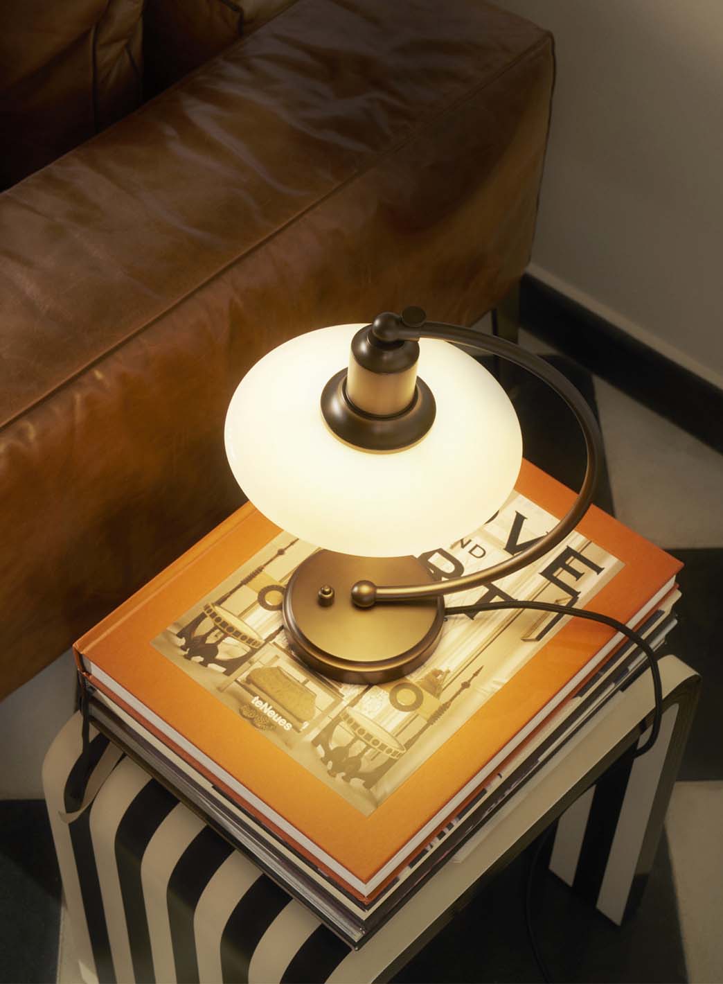 7971fb44cd22f4b59ba6a4085704d31773752ed1_PH_2_2_Luna_bordlampe_LP_10.jpg
