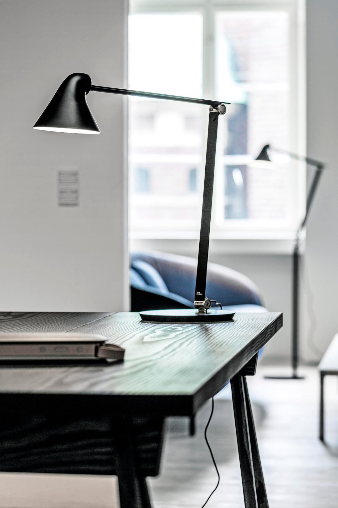 NJP bordlampe 3000K