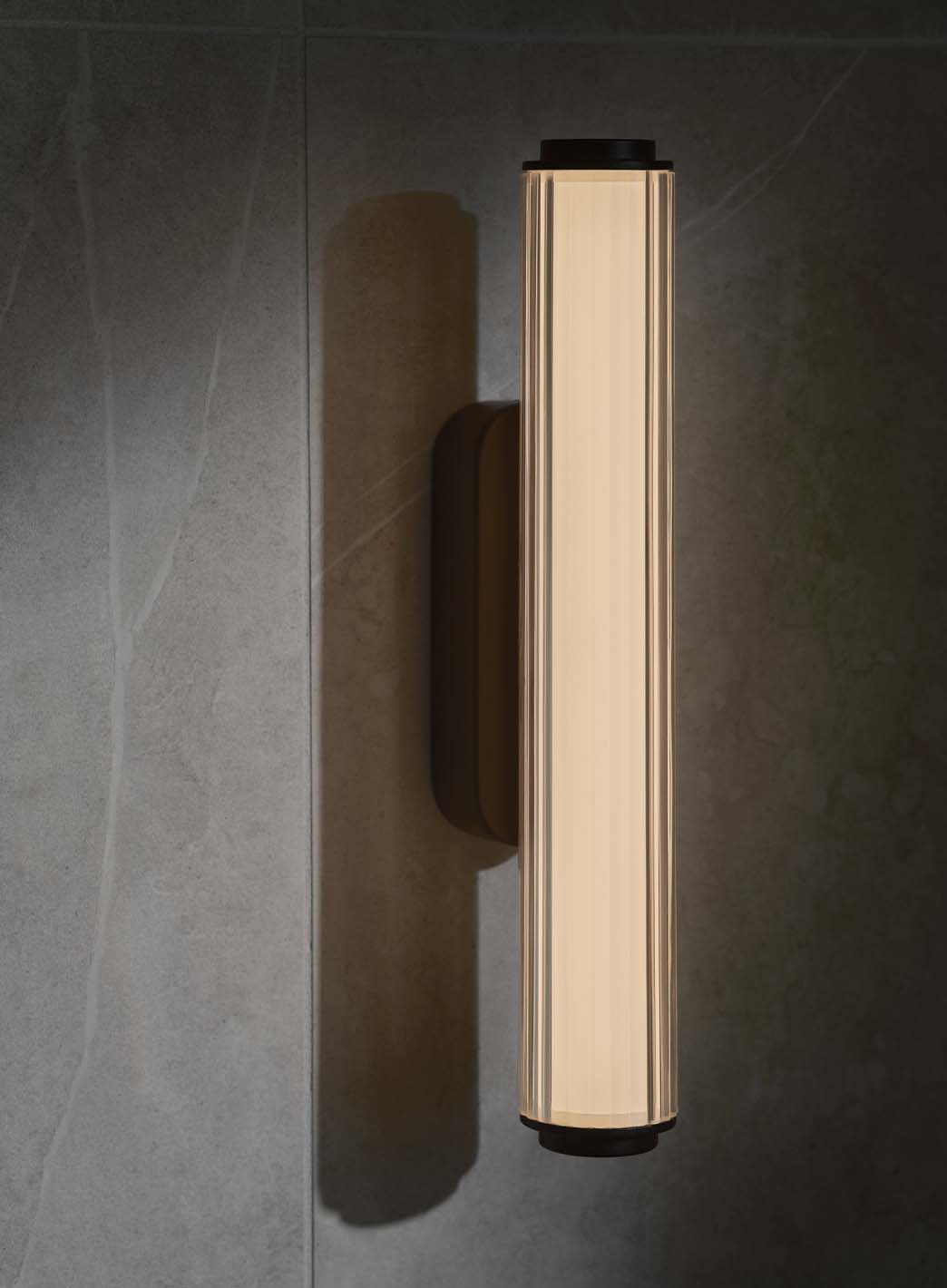 Virelle 32 cm vegglampe 8W 3000/4000 Kelvin IP44 - Dimbar
