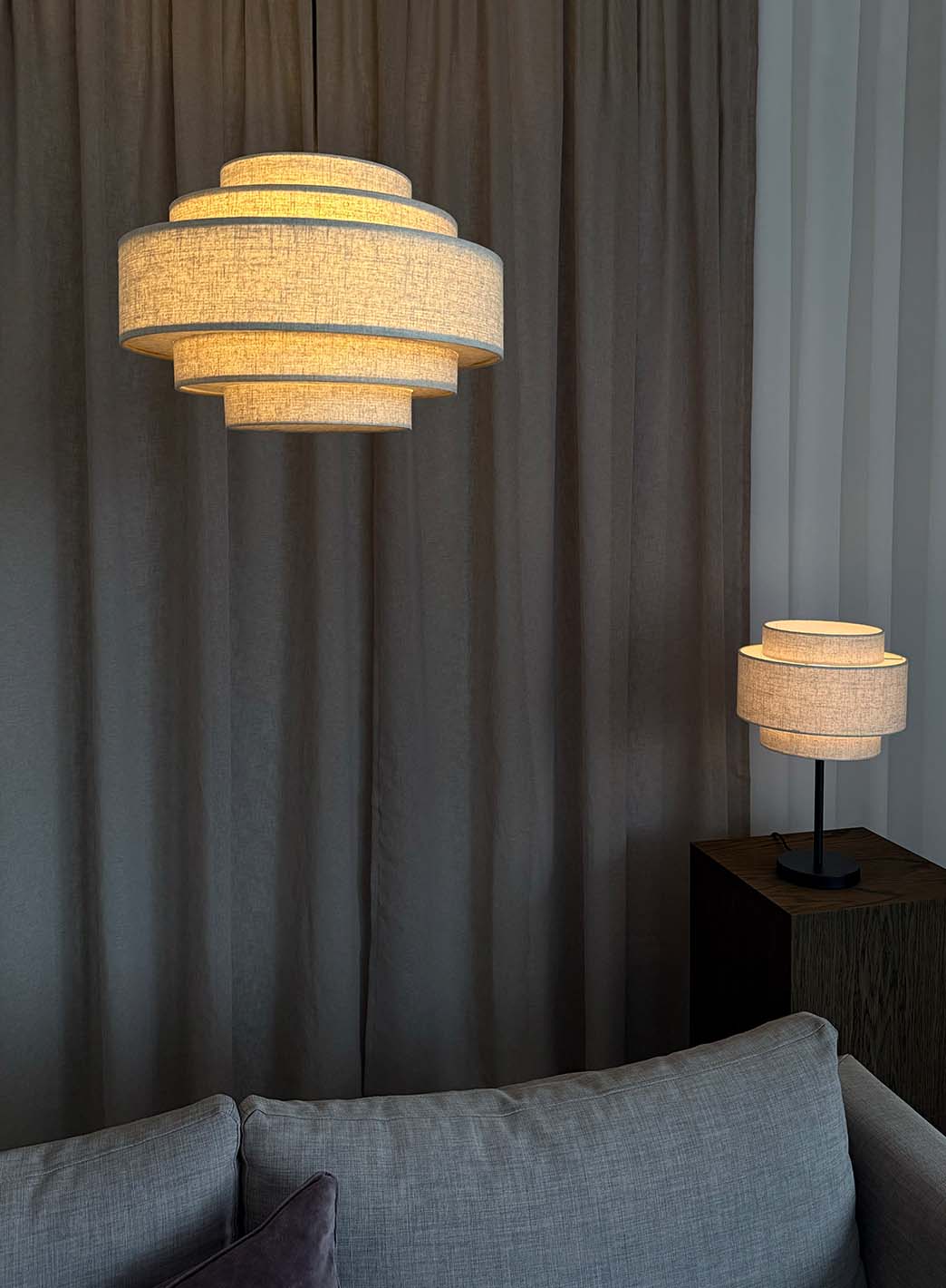 9ce633d033b3d4082bfb2df97b8898ea3177d8cd_Skovholt_linnea_taklampe_og_bordlampe_1.jpg