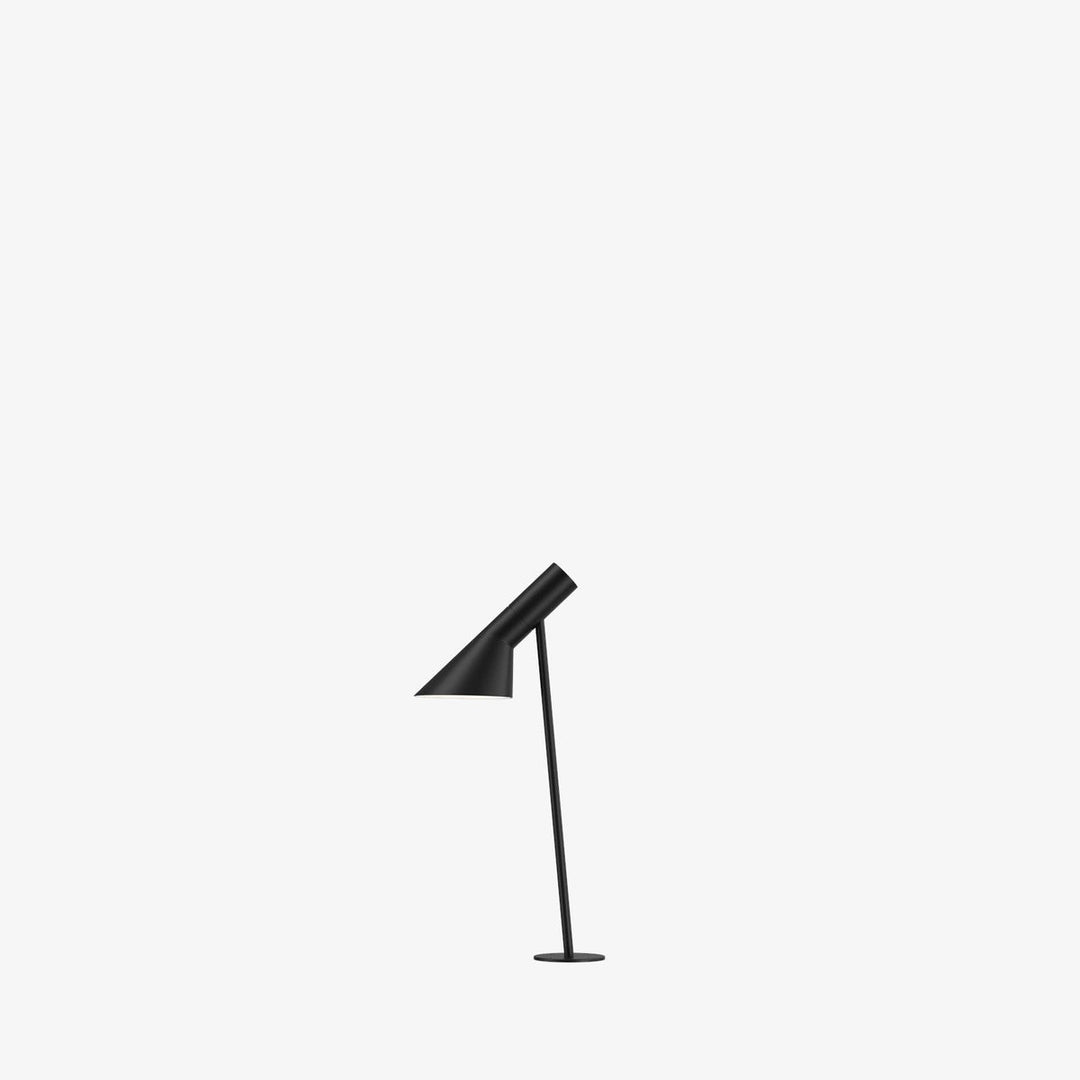 AJ-Garden-Pullert-med-spyd-H50cm-Startpakke-Utebelysning-pullert-Louis-Poulsen-LP_5747306525-1.jpg