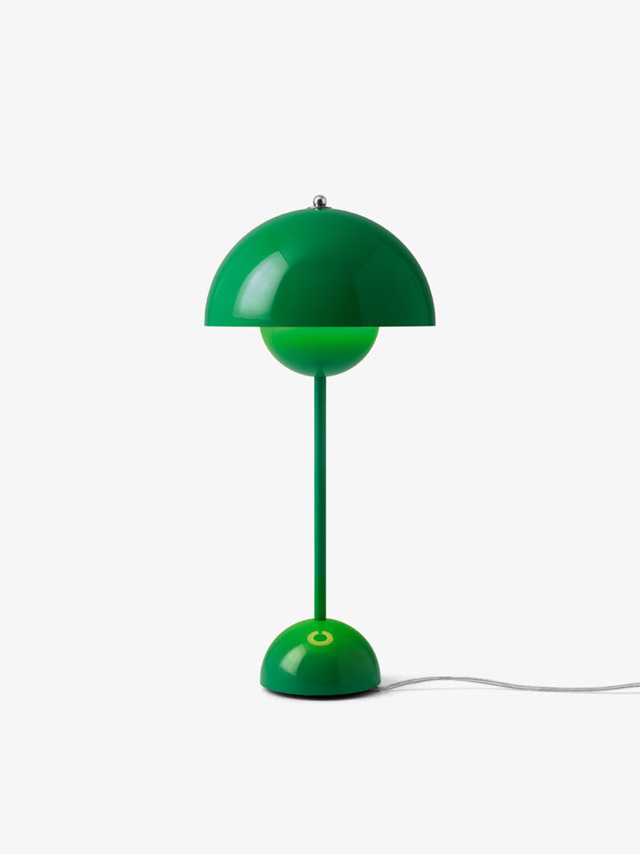 Flowerpot VP3 bordlampe
