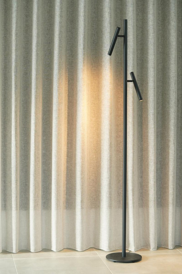 Alto-gulvlampe-6W-2700-Kelvin-Dimbar-Gulvlamper-Antidark-2-341-1-2-2.jpg