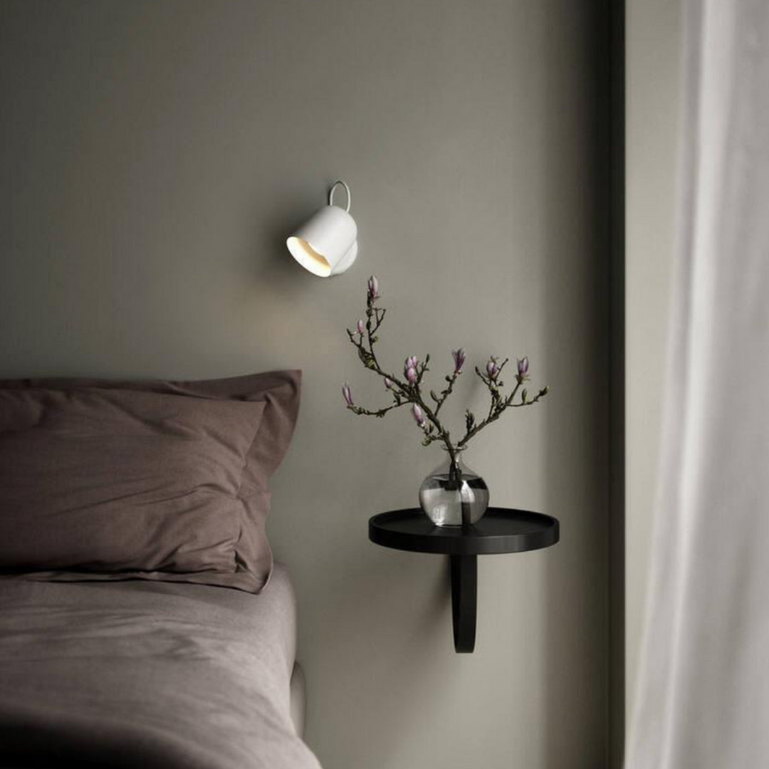 Angle-vegglampe-med-USB-Hvit-Vegglamper-DFTP-2120601001-3.png