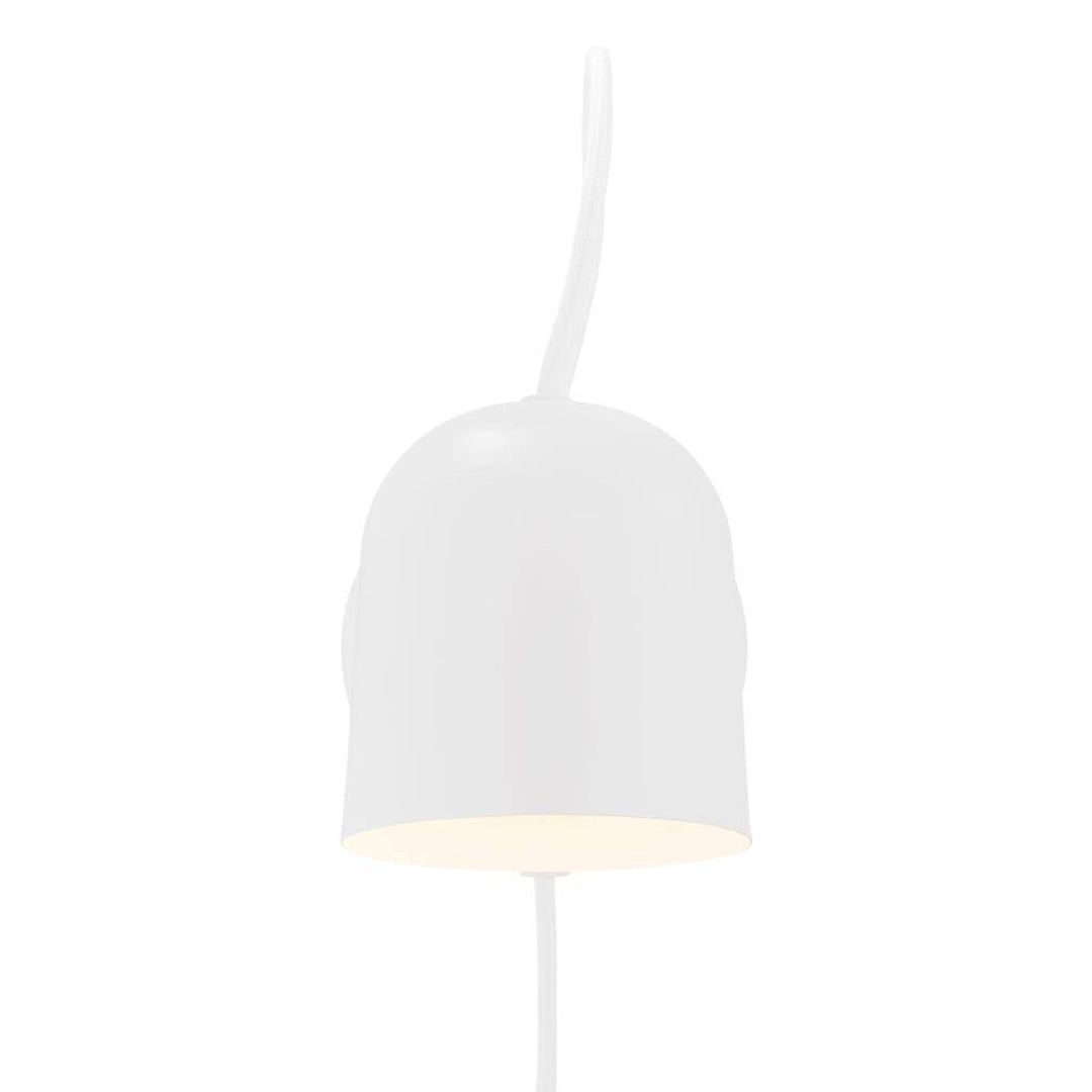 Angle-vegglampe-med-USB-Hvit-Vegglamper-DFTP-2120601001-5.jpg