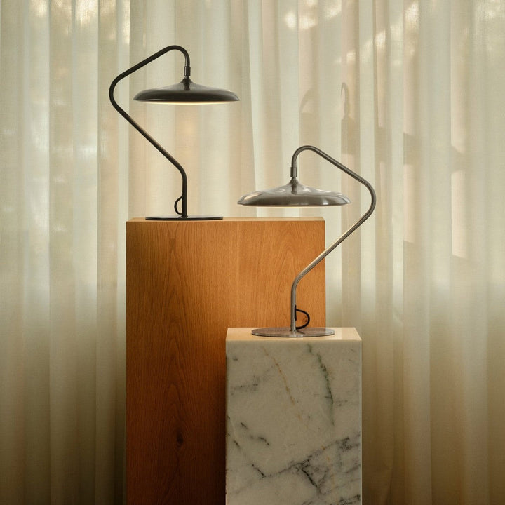 Artist-bordlampe-15W-3000-Kelvin-Bordlamper-DFTP-2520035003-4.jpg