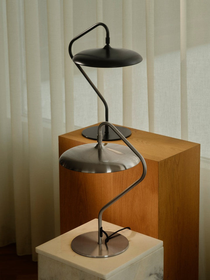 Artist-bordlampe-15W-3000-Kelvin-Bordlamper-DFTP-2520035003-5.jpg