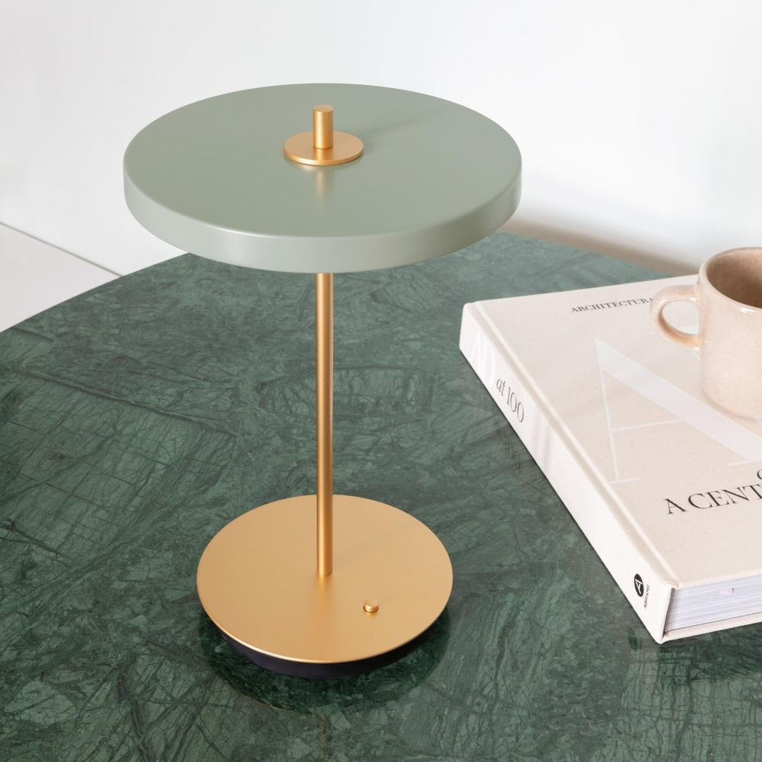 Asteria-Move-bordlampe-Bordlamper-Umage-2504-6.jpg