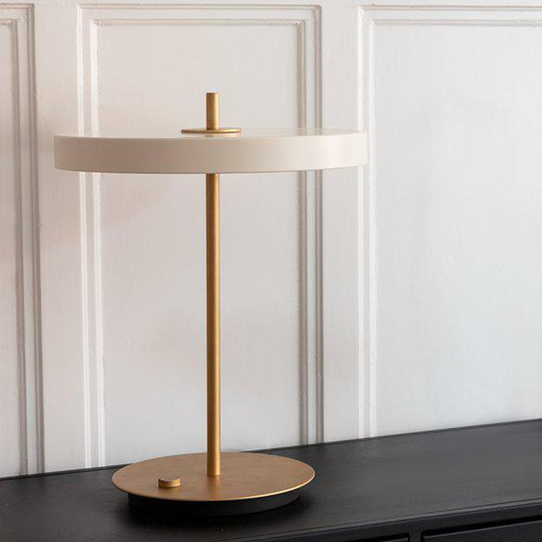 Asteria-bordlampe-Bordlamper-Umage-2305-5.jpg