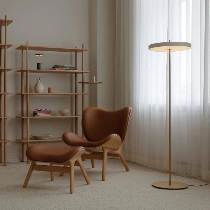 Asteria-gulvlampe-Gulvlamper-Umage-2337-1.webp