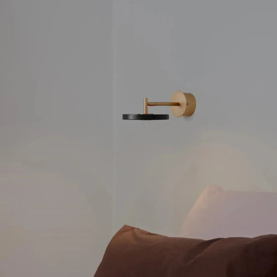 Asteria-vegglampe-kort-til-skjult-anlegg-Vegglamper-Umage-2276C4264-7.webp