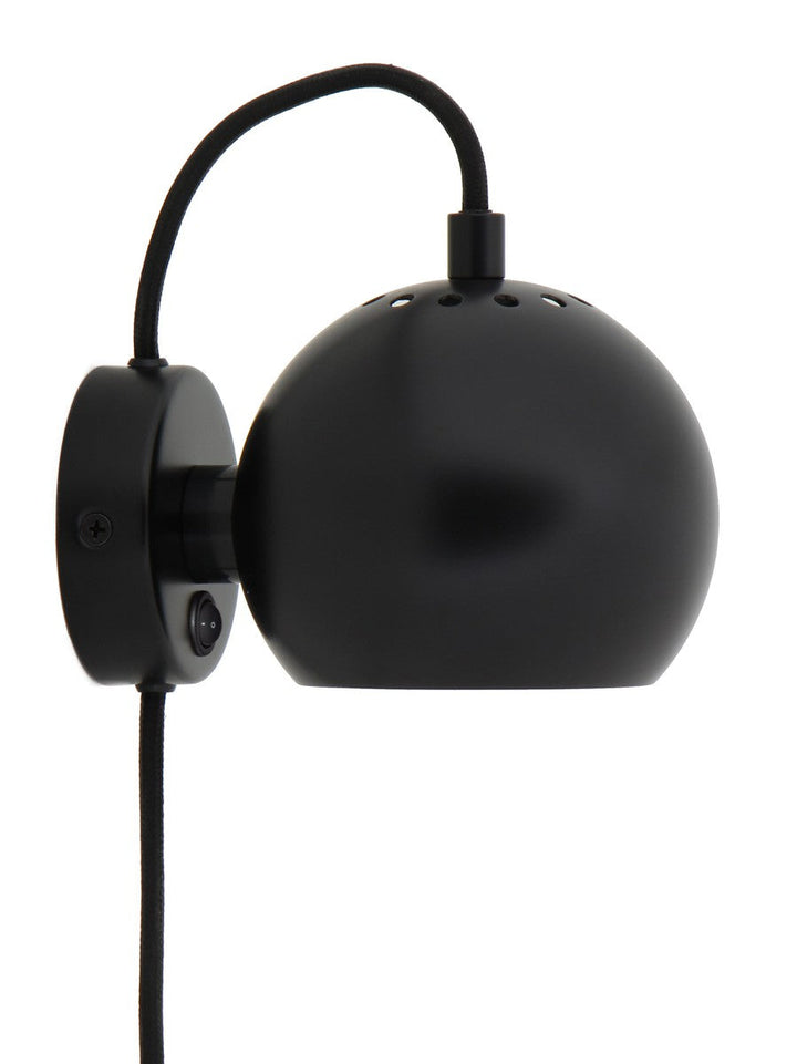 Ball-vegglampe-O12-cm-Vegglamper-Frandsen-104755-6.jpg