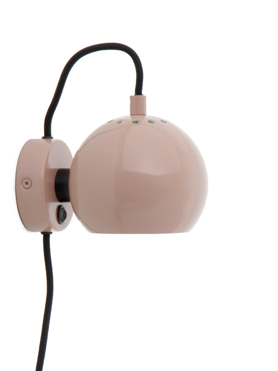 Ball-vegglampe-O12-cm-Vegglamper-Frandsen-123397-12.jpg