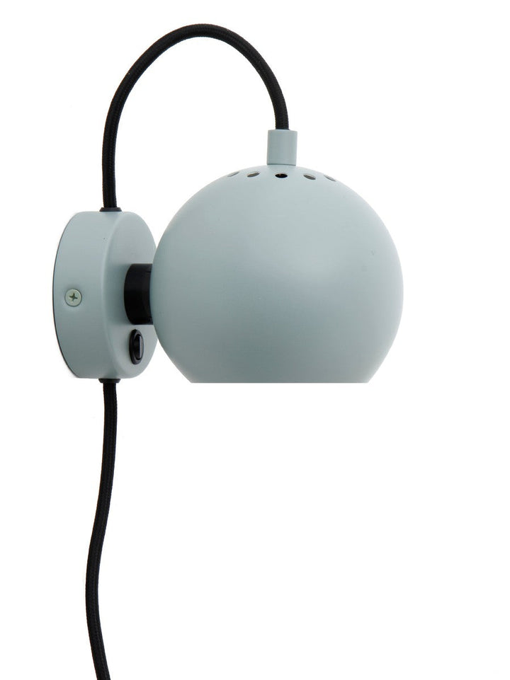 Ball-vegglampe-O12-cm-Vegglamper-Frandsen-123397-14.jpg