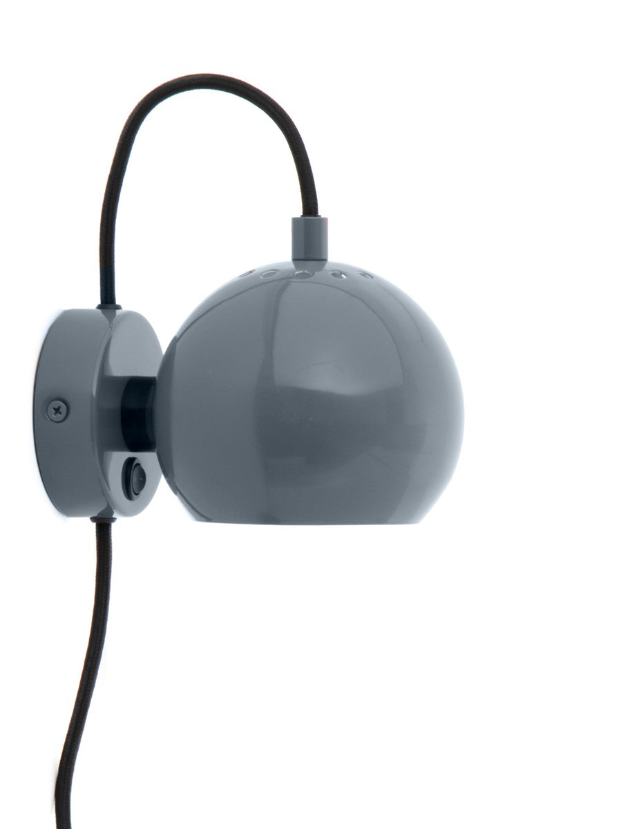 Ball-vegglampe-O12-cm-Vegglamper-Frandsen-123397-19.jpg