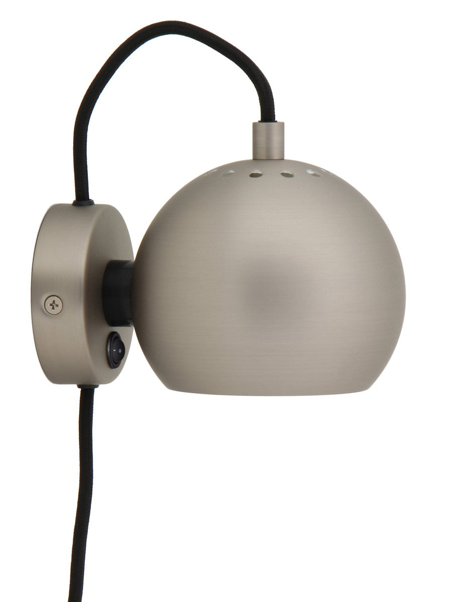 Ball-vegglampe-O12-cm-Vegglamper-Frandsen-123397-7.jpg