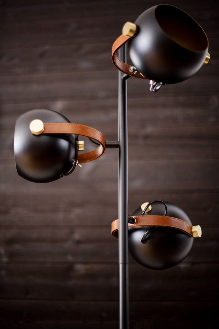 Bow-gulvlampe-m3-lampehoder-Gulvlamper-Aneta-Lighting-69803-01-8.jpg