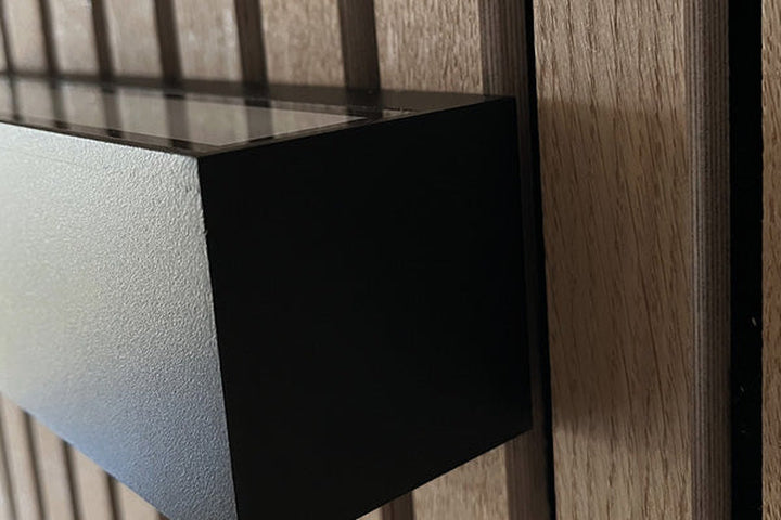 Brick-vegglampe-utendors-oppned-IP65-3000K-146W-Dimbar-Svart-Utebelysning-vegg-opp-og-ned-Antidark-2-237-32-2-3.jpg