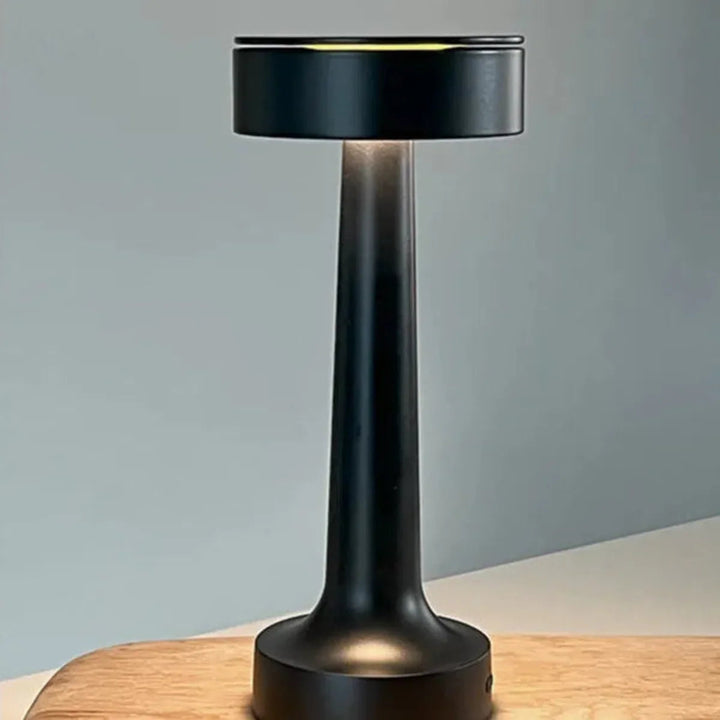 Buddy-baerbar-bordlampe-oppladbar-4W-3000-Kelvin-Bordlamper-Antidark-2-398-1-02-8.webp
