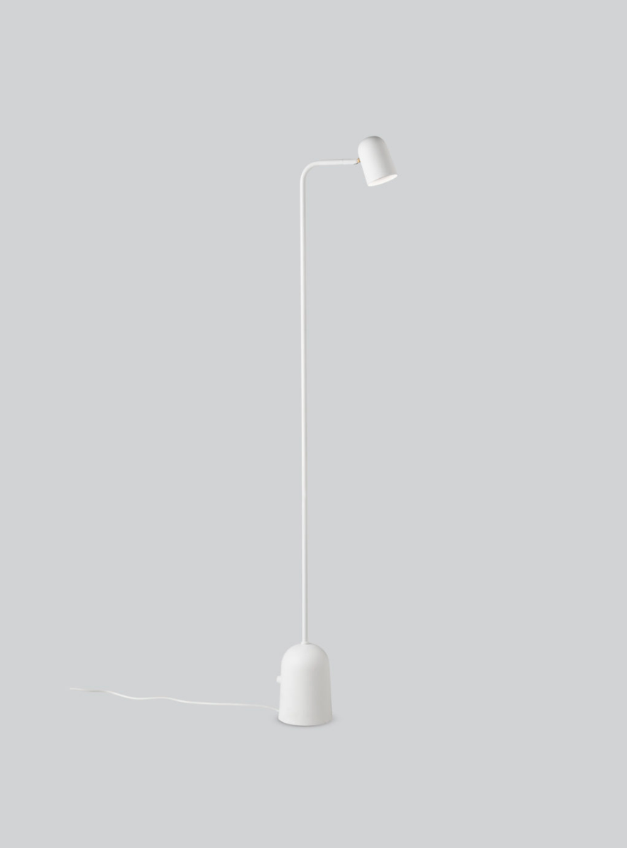 Buddy-gulvlampe-Gulvlamper-Northern-NOn_240-11.png