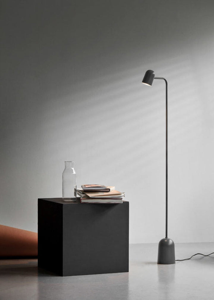 Buddy-gulvlampe-Gulvlamper-Northern-NOn_248-2.jpg