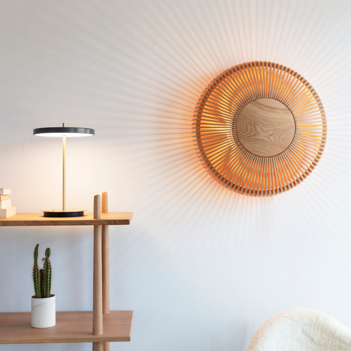 Clava-Up-Wood-medium-Vegglamper-Umage-2381-4.png
