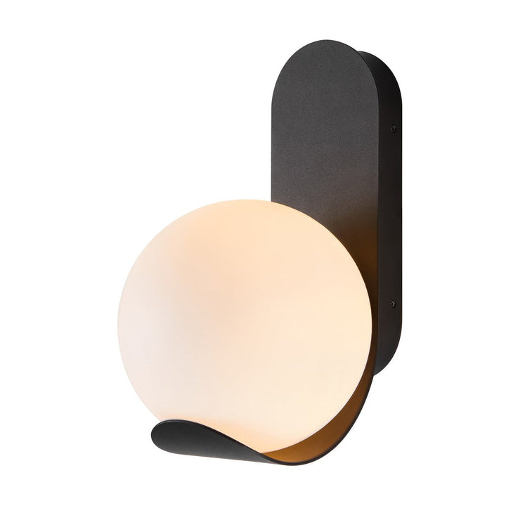 Dalius-vegglampe-for-utendorsbruk-IP44-Svart-Utebelysning-vegg-klassisk-Nordlux-2418271003-1.jpg