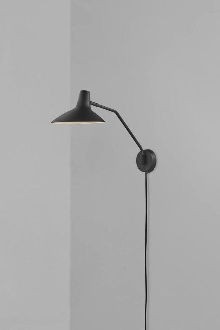 Darci-vegglampe-Svart-Vegglamper-DFTP-2120551008-7.jpg