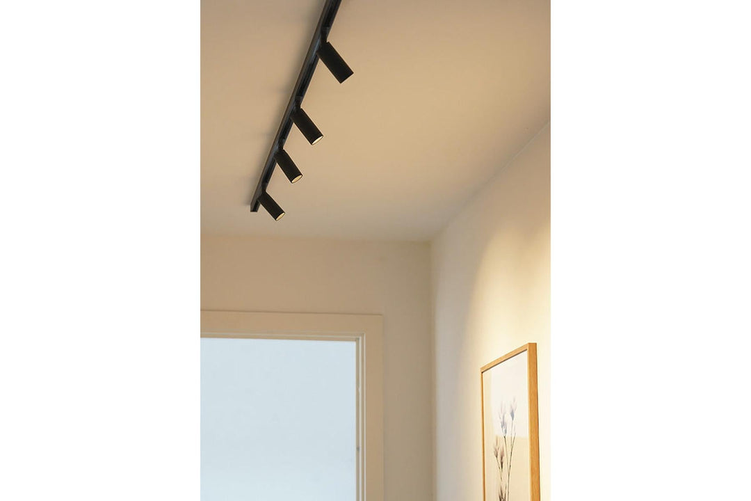 Designline-Domino-mini-49W-2700-Kelvin-enkel-spot-Dimbar-Spotskinner-230V-Antidark-2-323-01-2-14.jpg