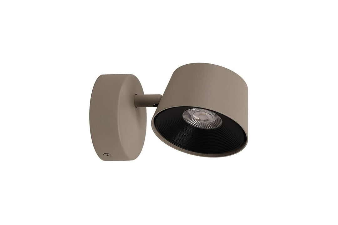 Direction vegglampe kort  2700 kelvin - trinnløs dimmer