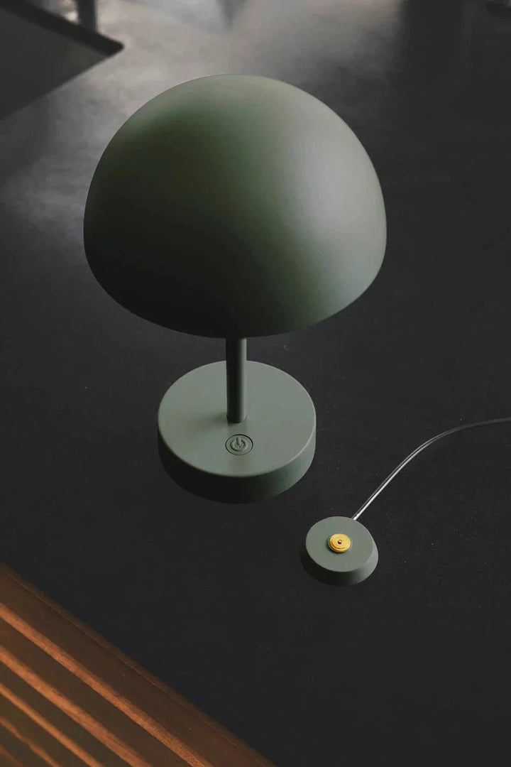 Ellen-To-Go-oppladbar-bordlampe-IP44-Bordlamper-Nordlux-2418015003-13_d24deefd.webp