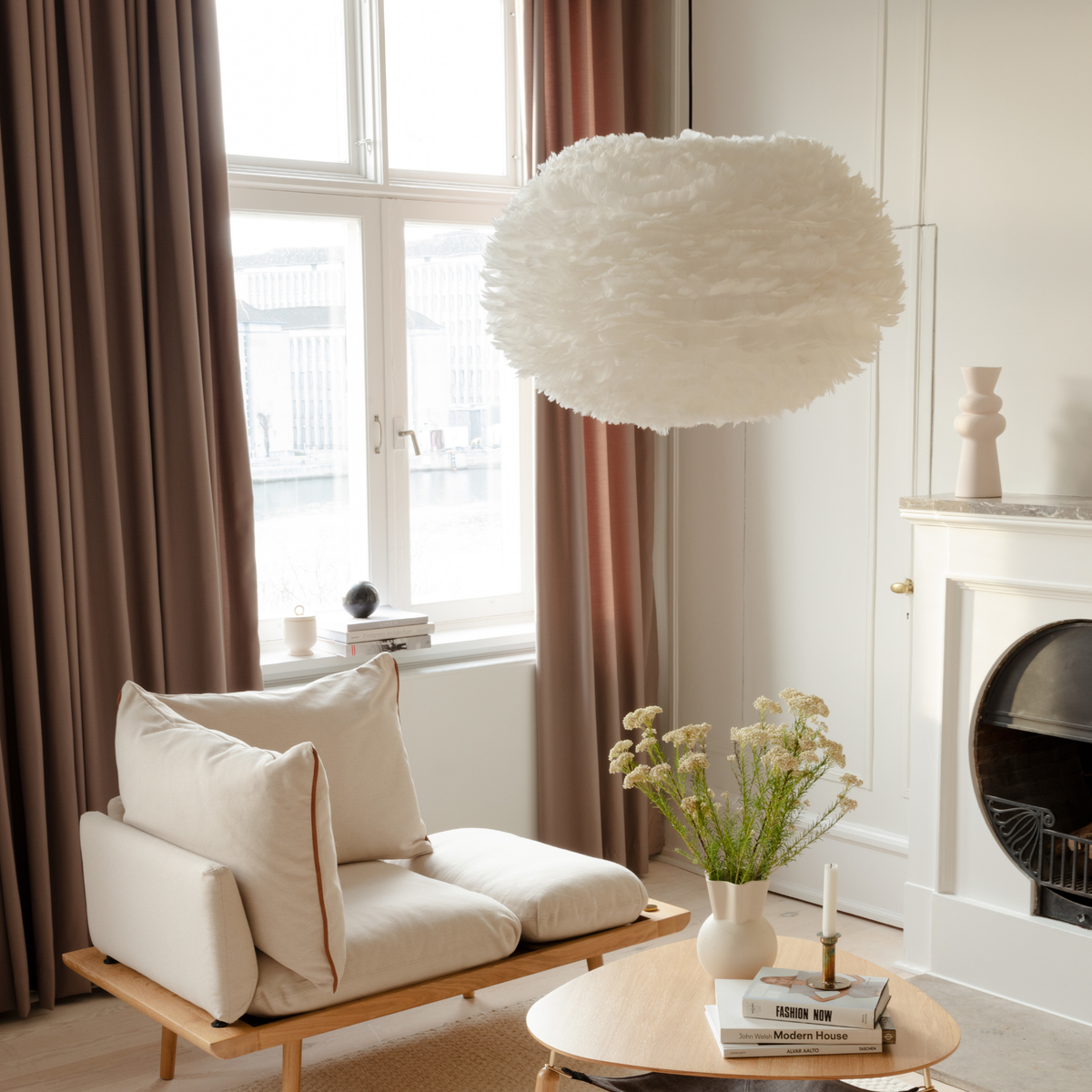 Eos-XL-hvit-lampeskjerm-Takpendler-Umage-2012-1.png