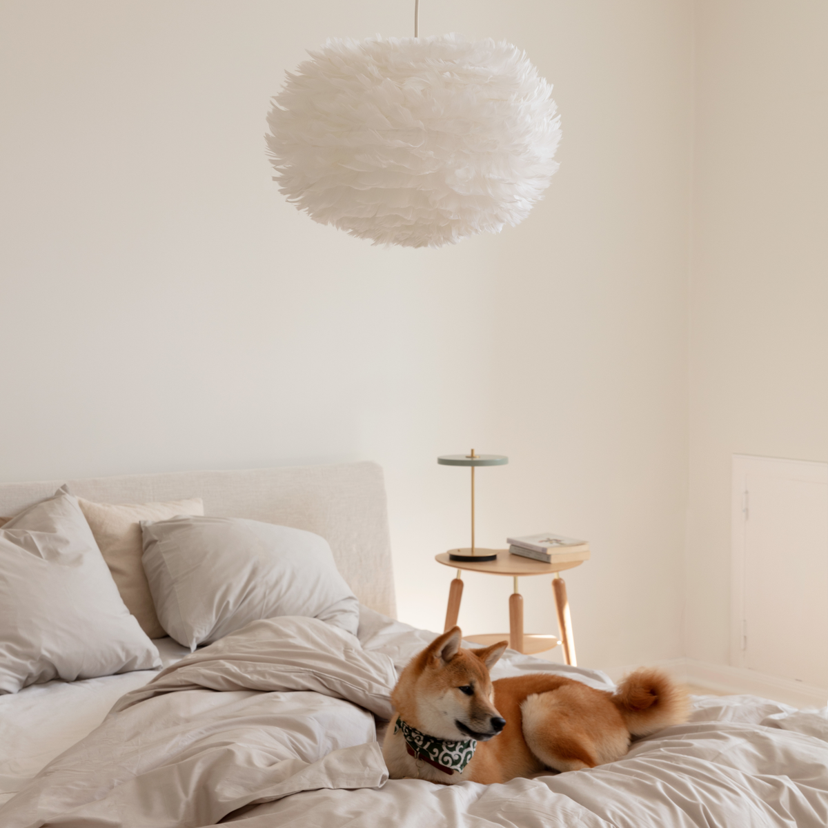 Eos-medium-lampeskjerm-Takpendler-Umage-2010-4.png