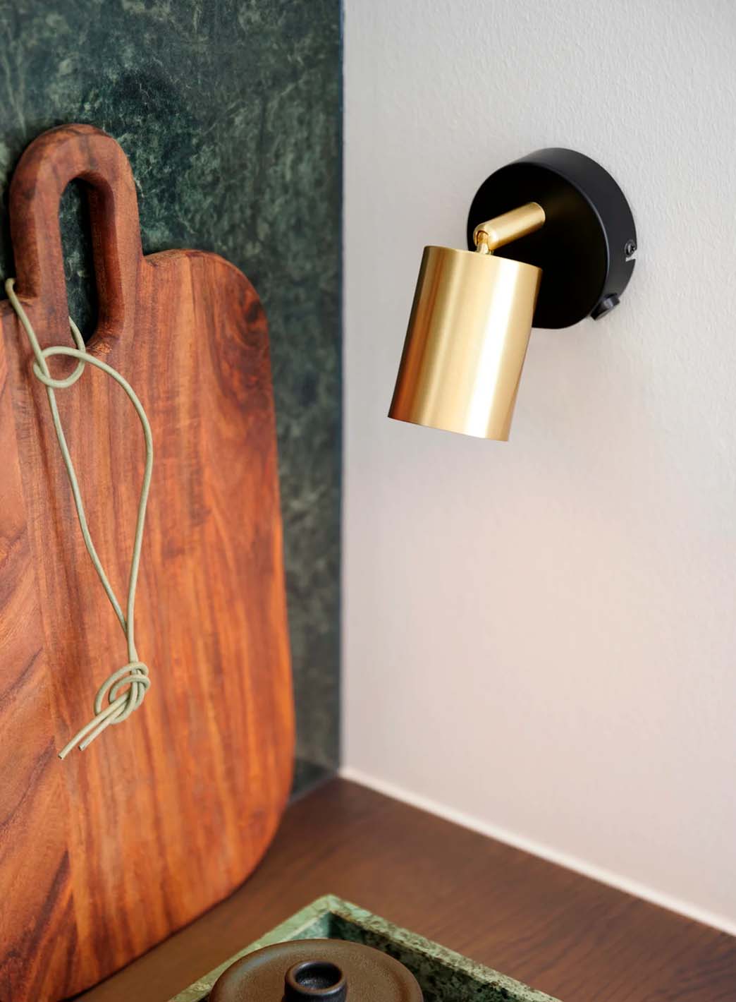 Explore vegglampe